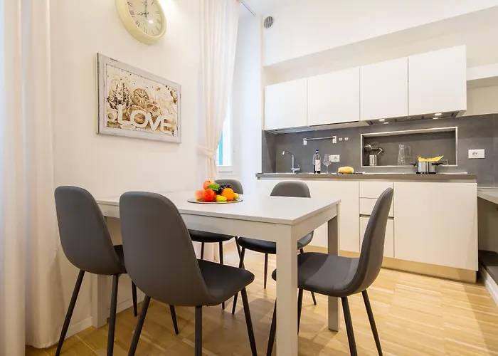Bargello Modern By Mmega